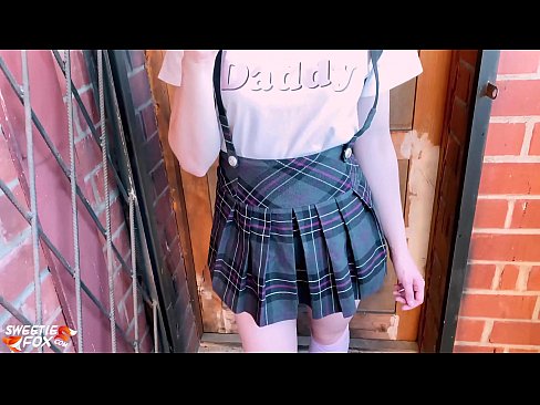 ❤️ Schoolgirl Mengisap penisnya dalam-dalam dan meniduri alih-alih kelas. ❤️❌ porno indah pada kami ❤